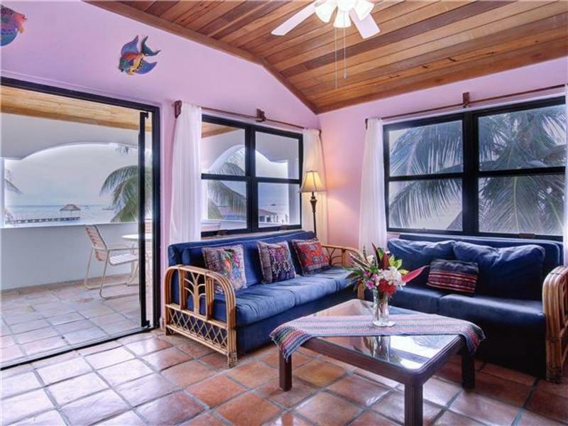 Isla Bonita Yacht Club Hotel San Pedro  Exterior photo